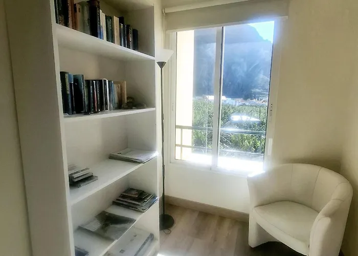 Vai Vem Madalena do Mar