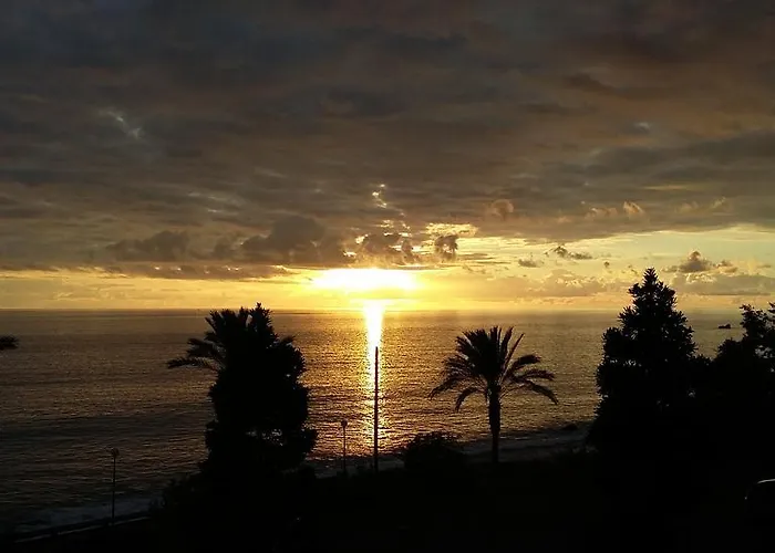 Vai Vem Madalena do Mar